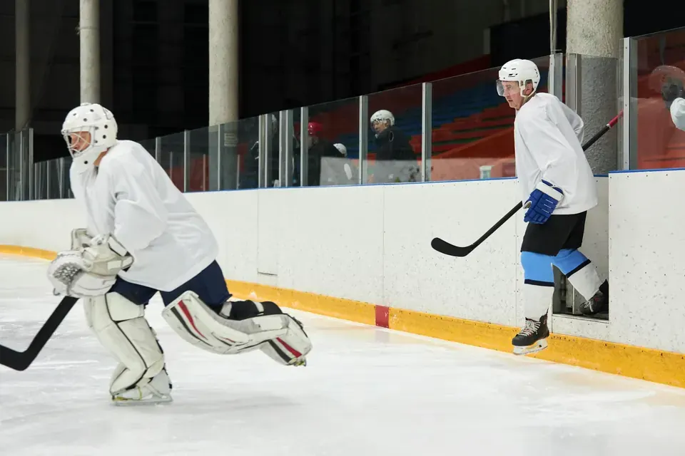 Connor McDavid's Point Streaks: Longest Runs & Consistency Analysis